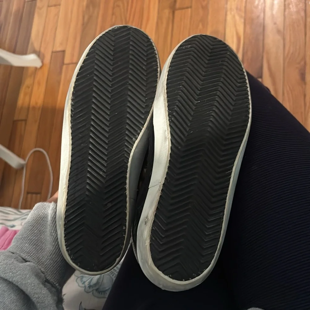 Golden goose sneakers - Picture 2 of 4